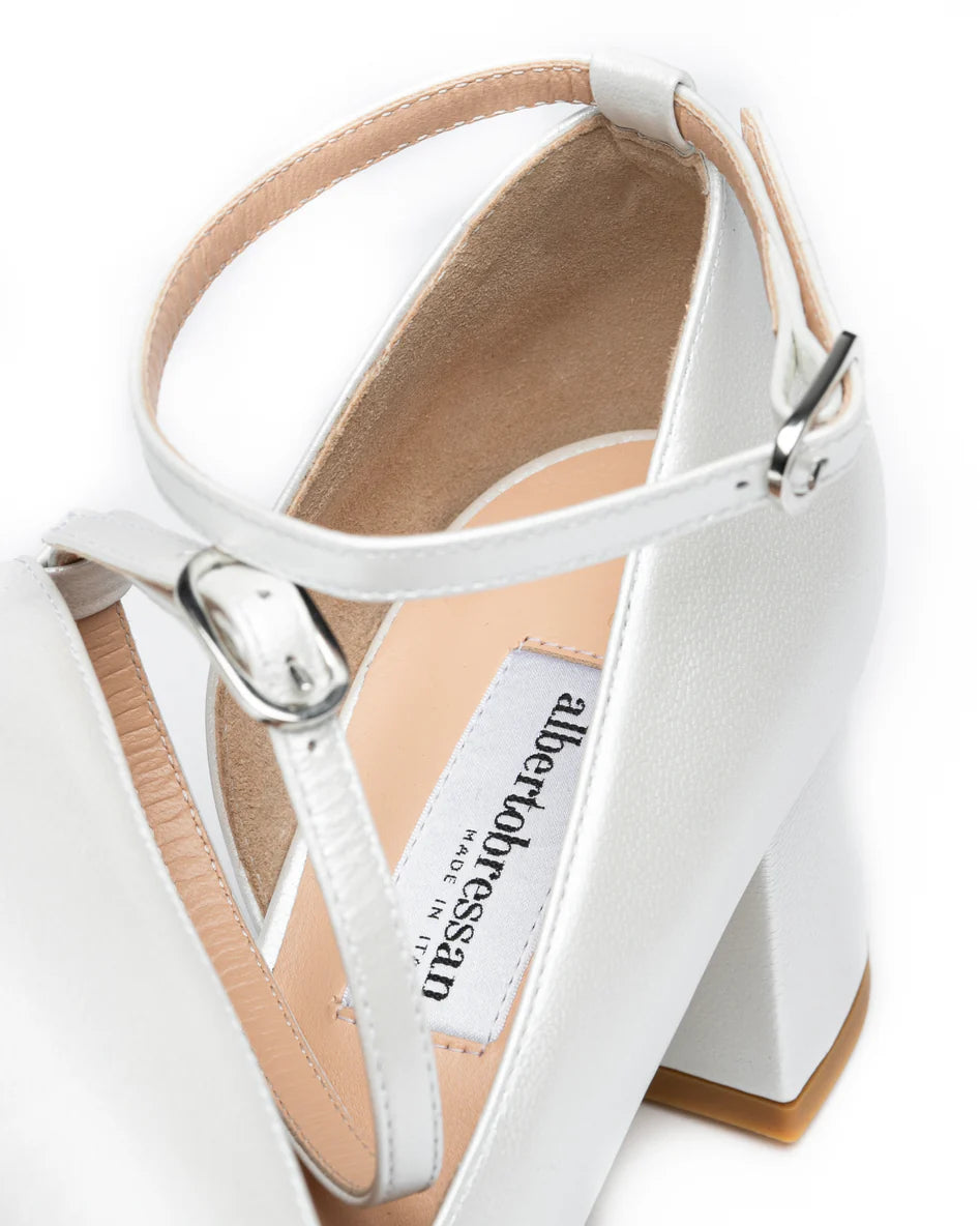 Décolleté Sposa con cinturino