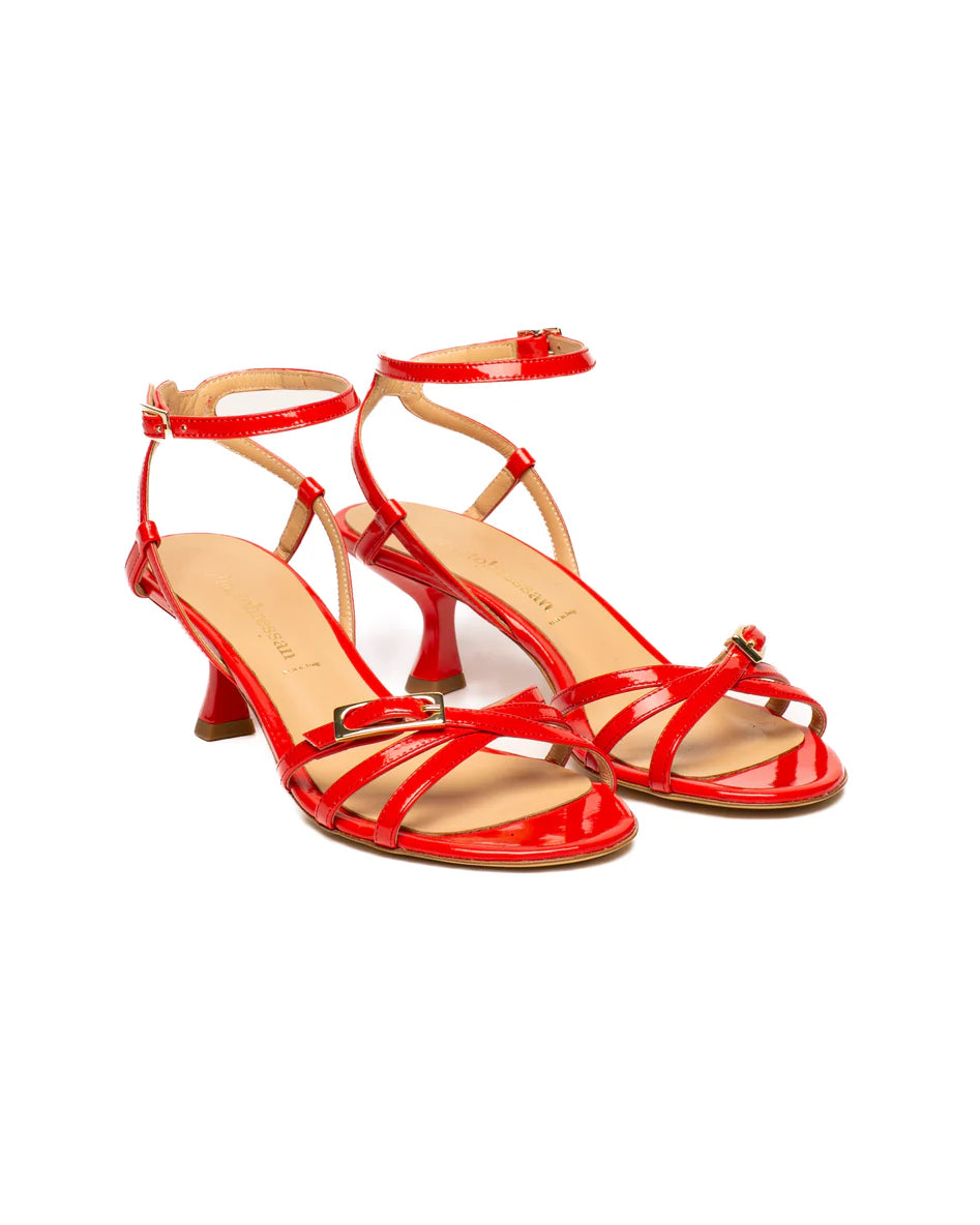 Sandalo in vernice rosso