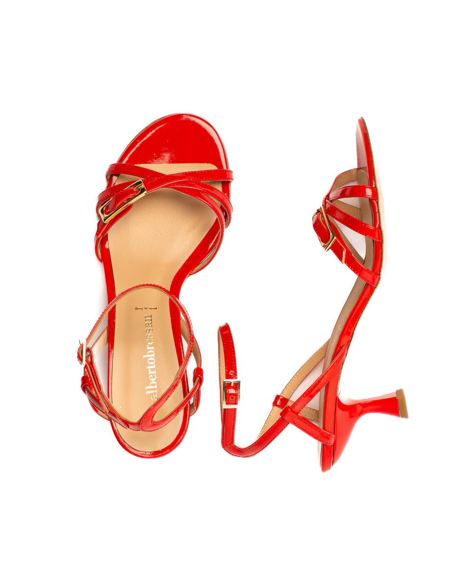 Sandalo in vernice rosso